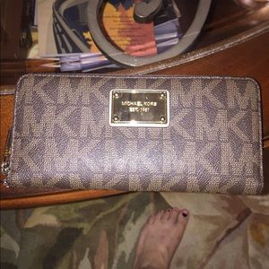 Michael Kors wallet